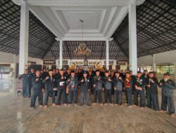 Pembekalan Fisik dan Mental, PSHT Pusat Madiun Lepas 68 Calon Warga Tingkat 2 Menuju Gunung Lawu   