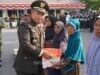 Korem 081/DSJ Sediakan Makan Gratis dan Bagi-Bagi Bansos